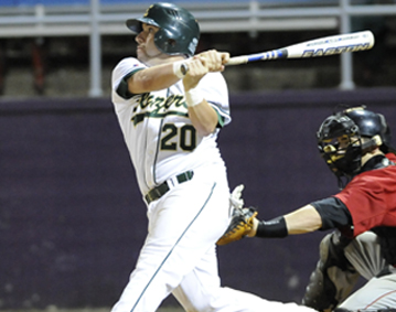 Baseball Splits NECC Action With Southern Vermont College