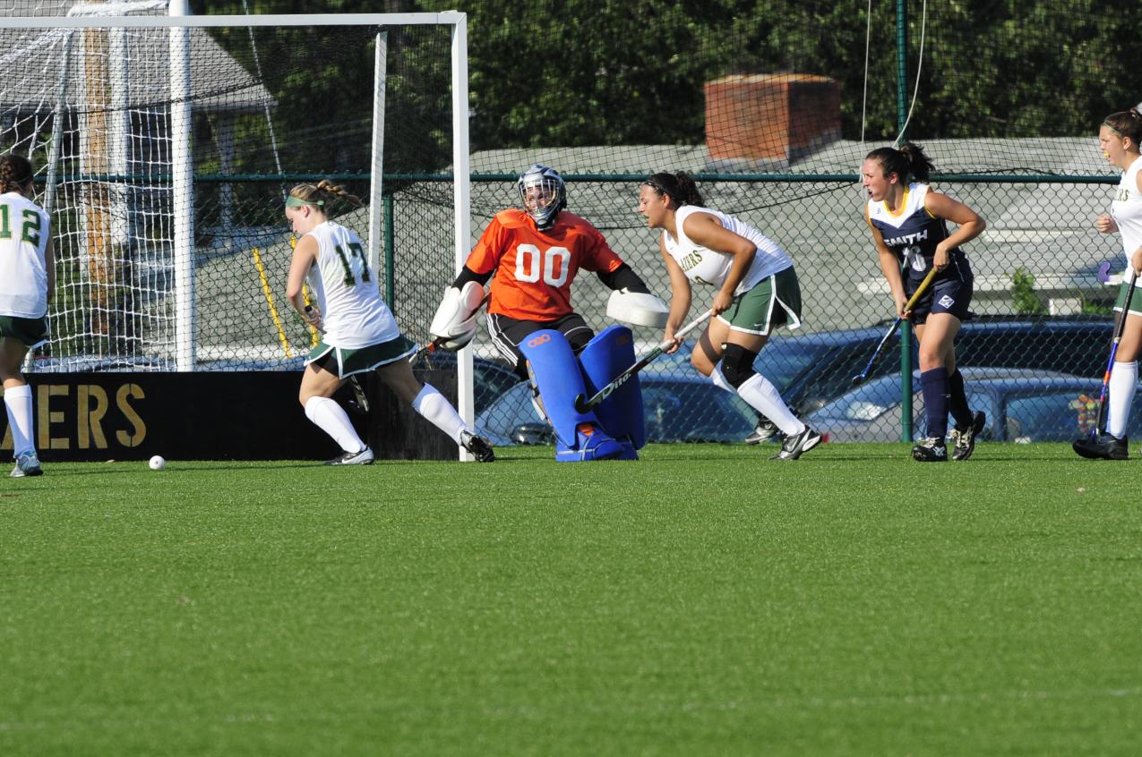 Field Hockey Falls to Vassar College, 3-0