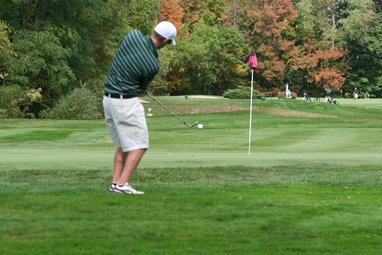 Men&rsquo;s Golf in 11th Place After Day One At Hampton Inn Spring Invitational