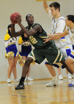 Mens Basketball Races Past Connecticut College, 96-69