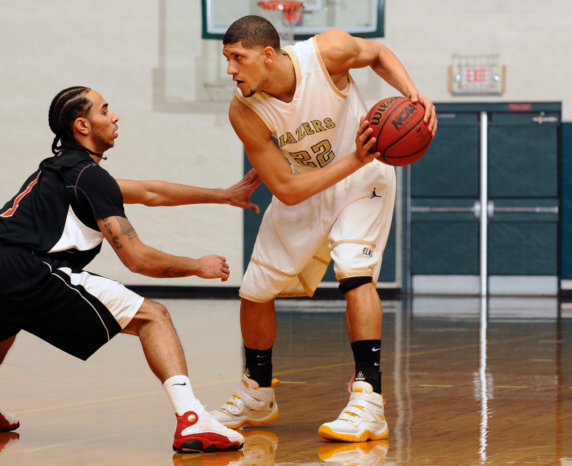 Men&rsquo;s Basketball Downs Wheelock College, 82-65