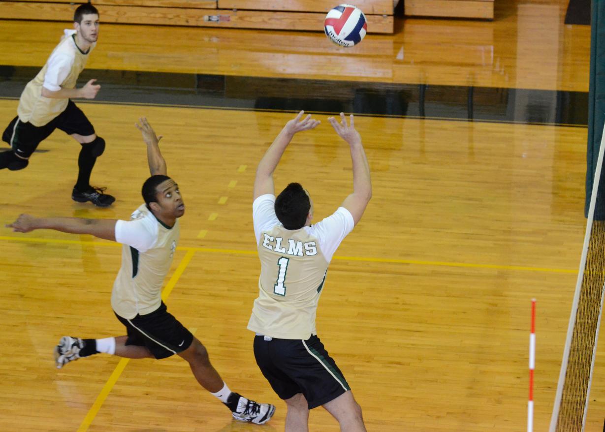 Men&rsquo;s Volleyball Swings Past Newbury College, 3-0