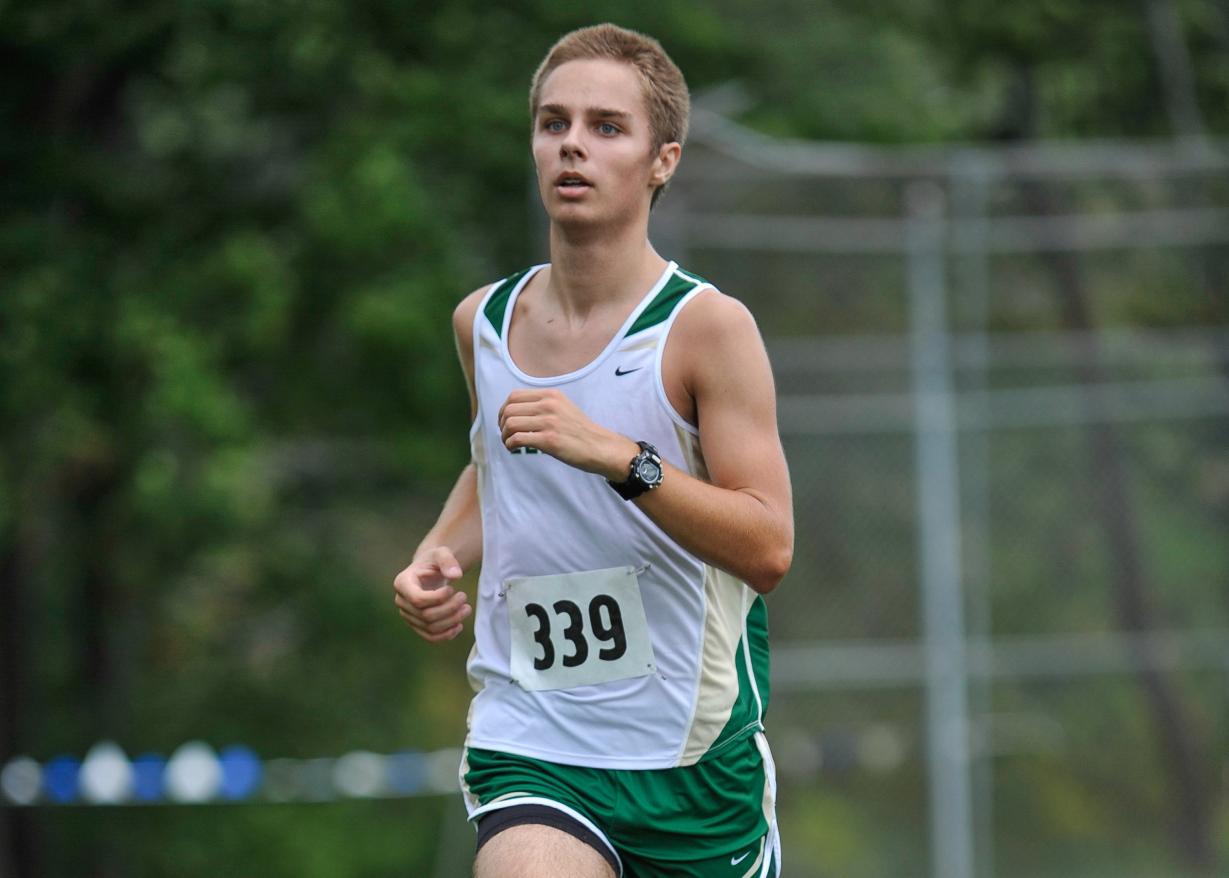 University of New England Wins Both Men&rsquo;s and Women&rsquo;s Cross Country Blazer Invitationals