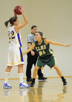 Womens Basketball Falls To Lesley, 74-47