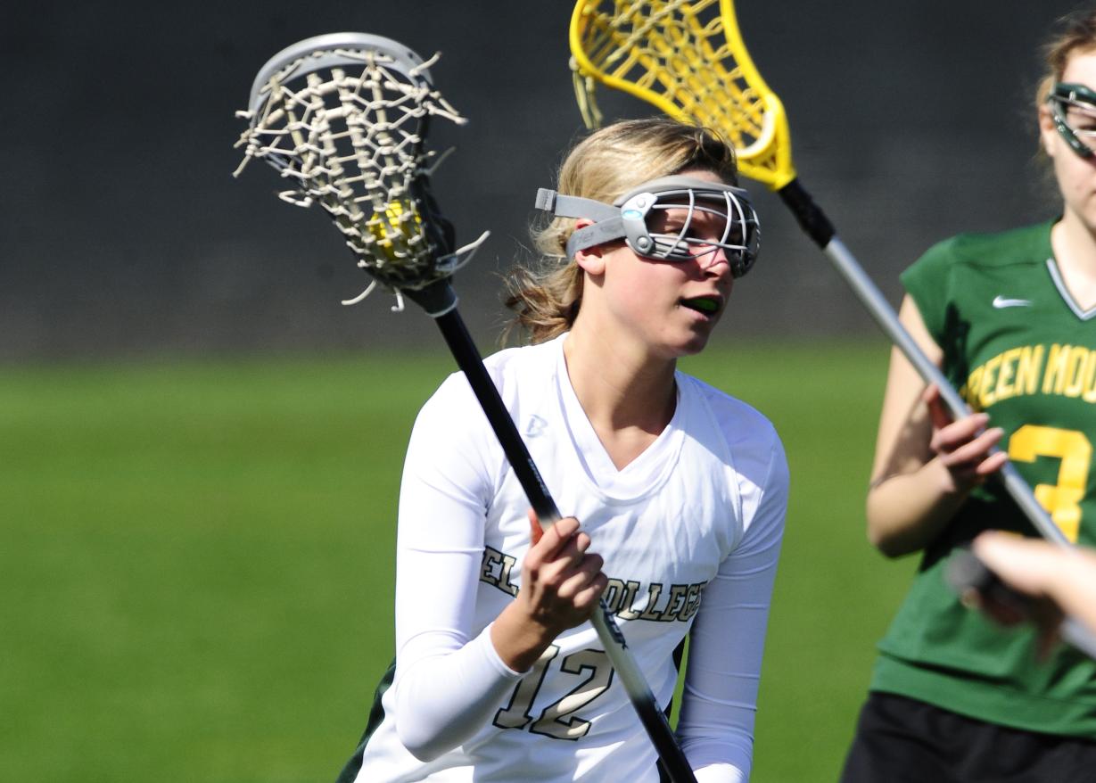 Women&rsquo;s Lacrosse Claws Past Wheelock College, 15-9