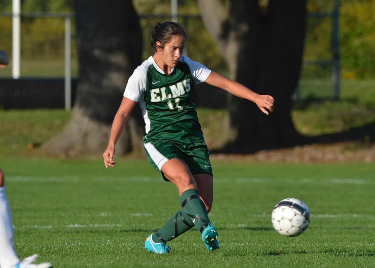 Women&rsquo;s Soccer Falls at Western New England University, 4-2