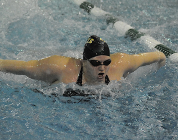 Men&rsquo;s and Women&rsquo;s Swimming Split at St. Joseph&rsquo;s College (Maine)