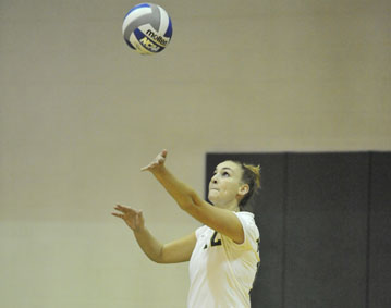 Womens Volleyball Falls To Husson, SUNY Cobleskill In Day One Action Of 2010 Blazer Challenge