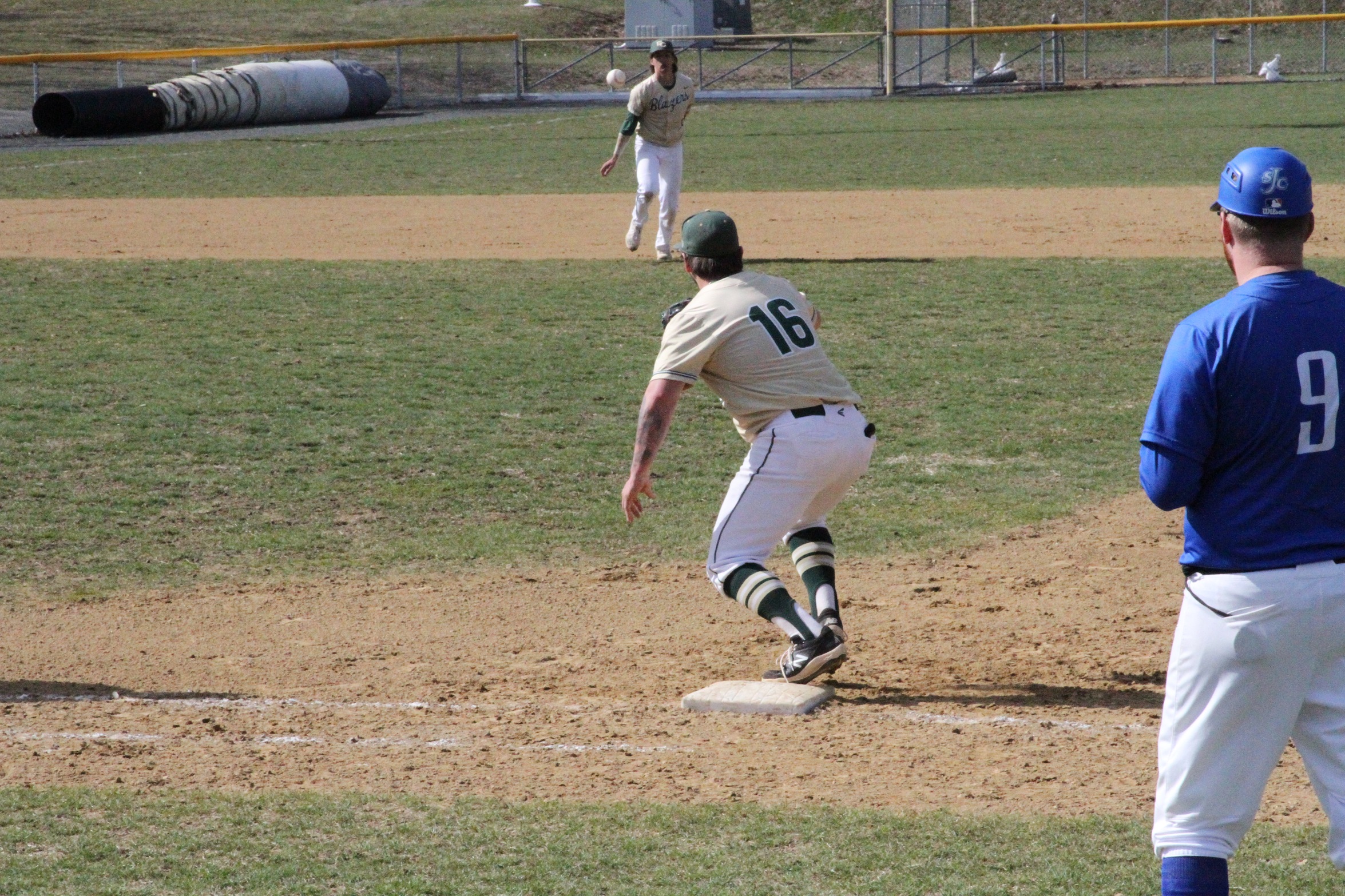 Blazers Drop Doubleheader Against Rangers,  9-8 and 5-3.
