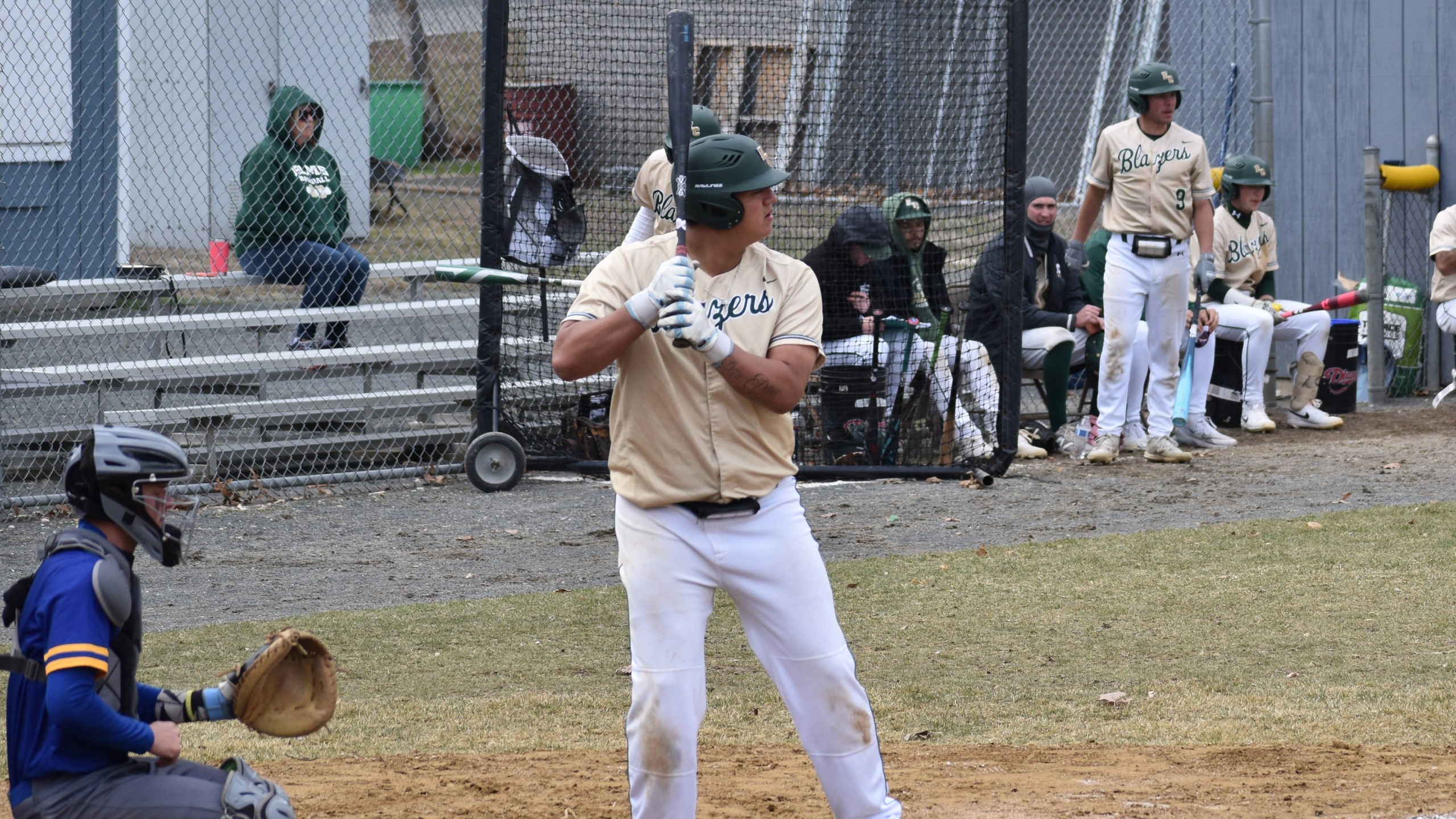 Baseball Splits Doubleheader with Cornell College