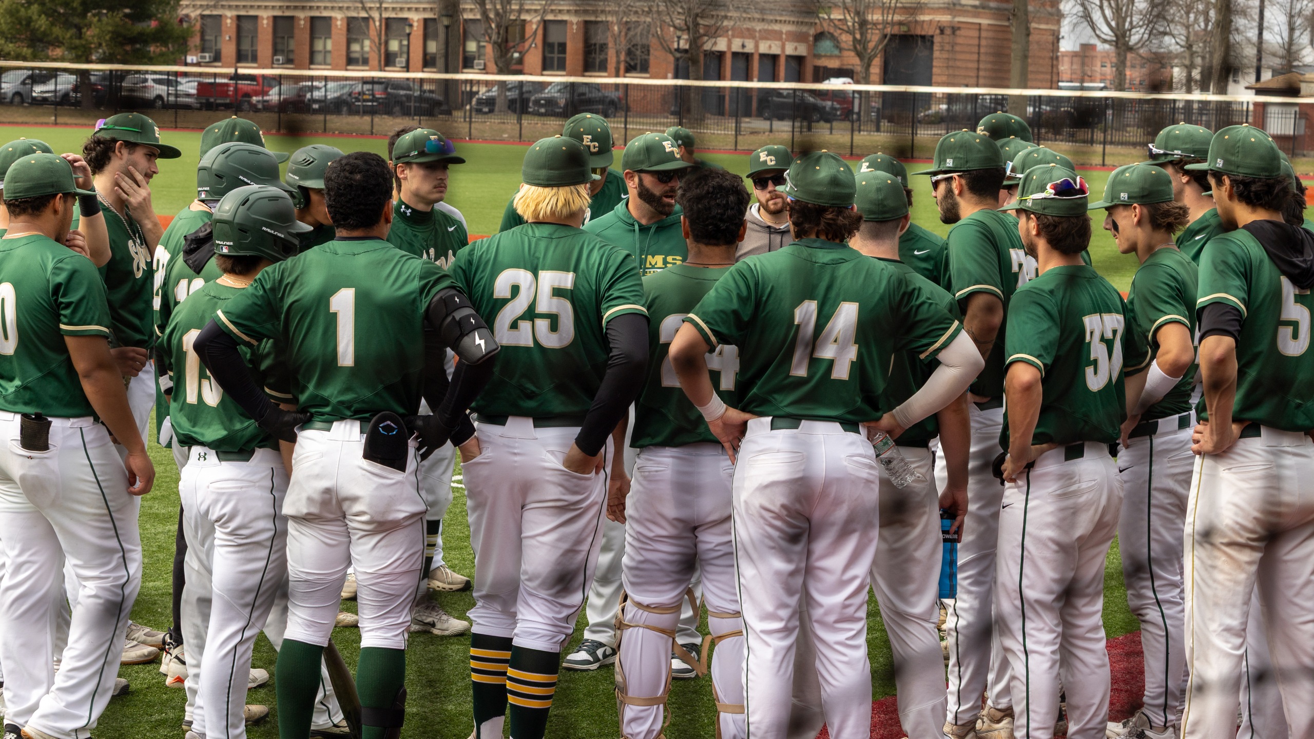 Baseball Loses in Non-Conference Play at Emerson