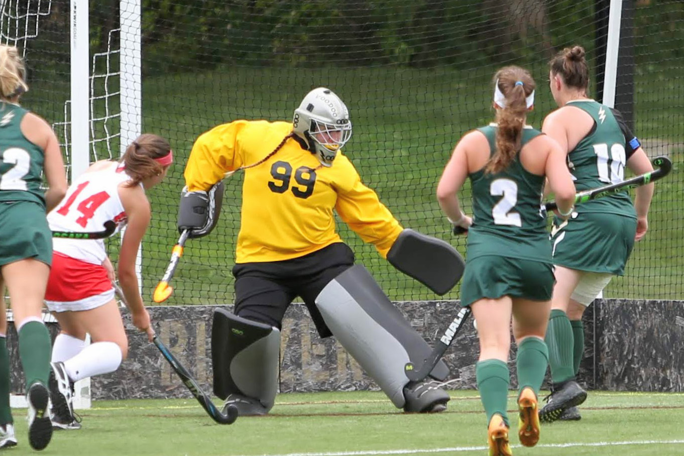 Late Goal Sinks Field Hockey