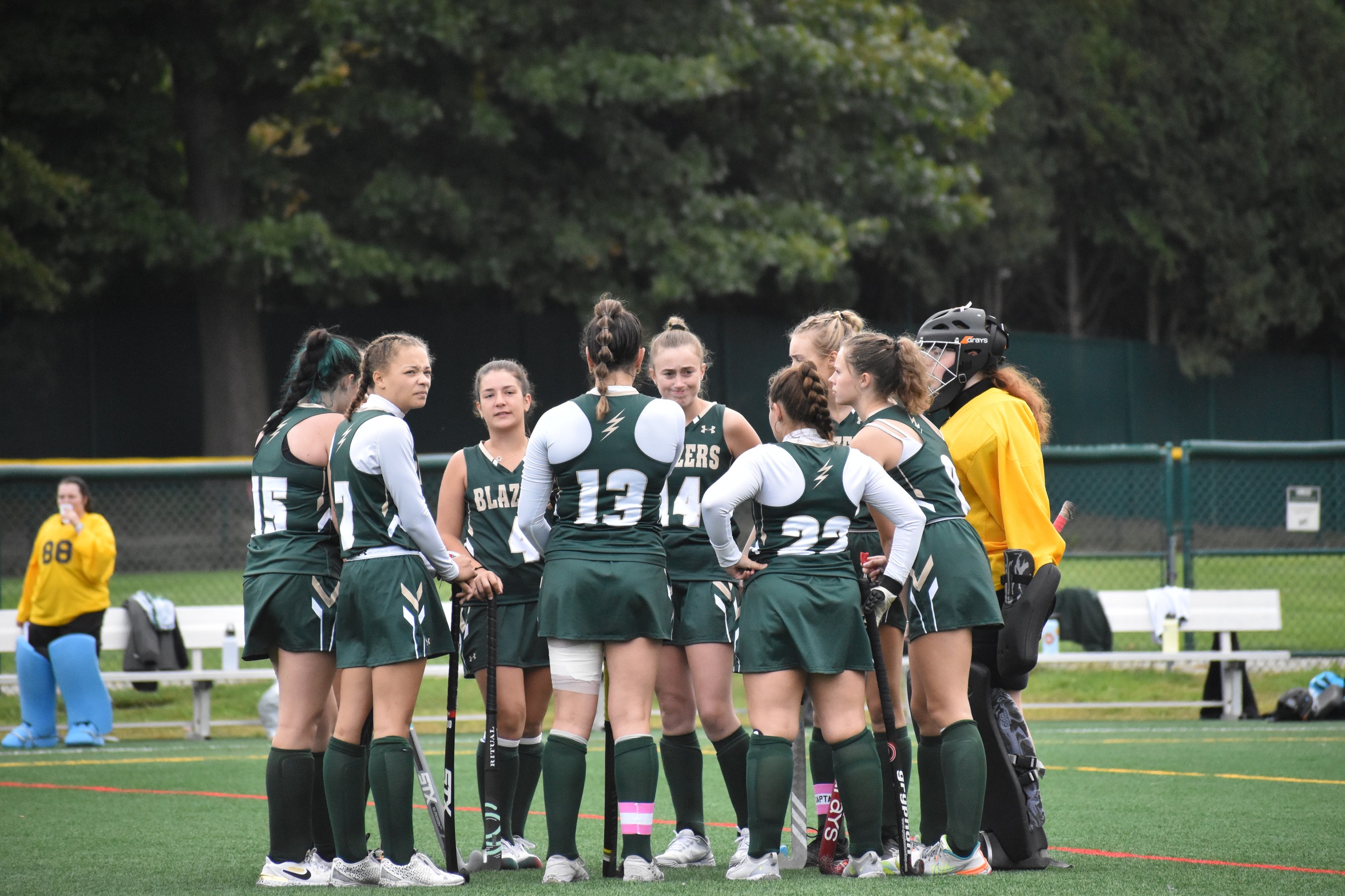 Lynes Makes 13 Saves Against Chargers