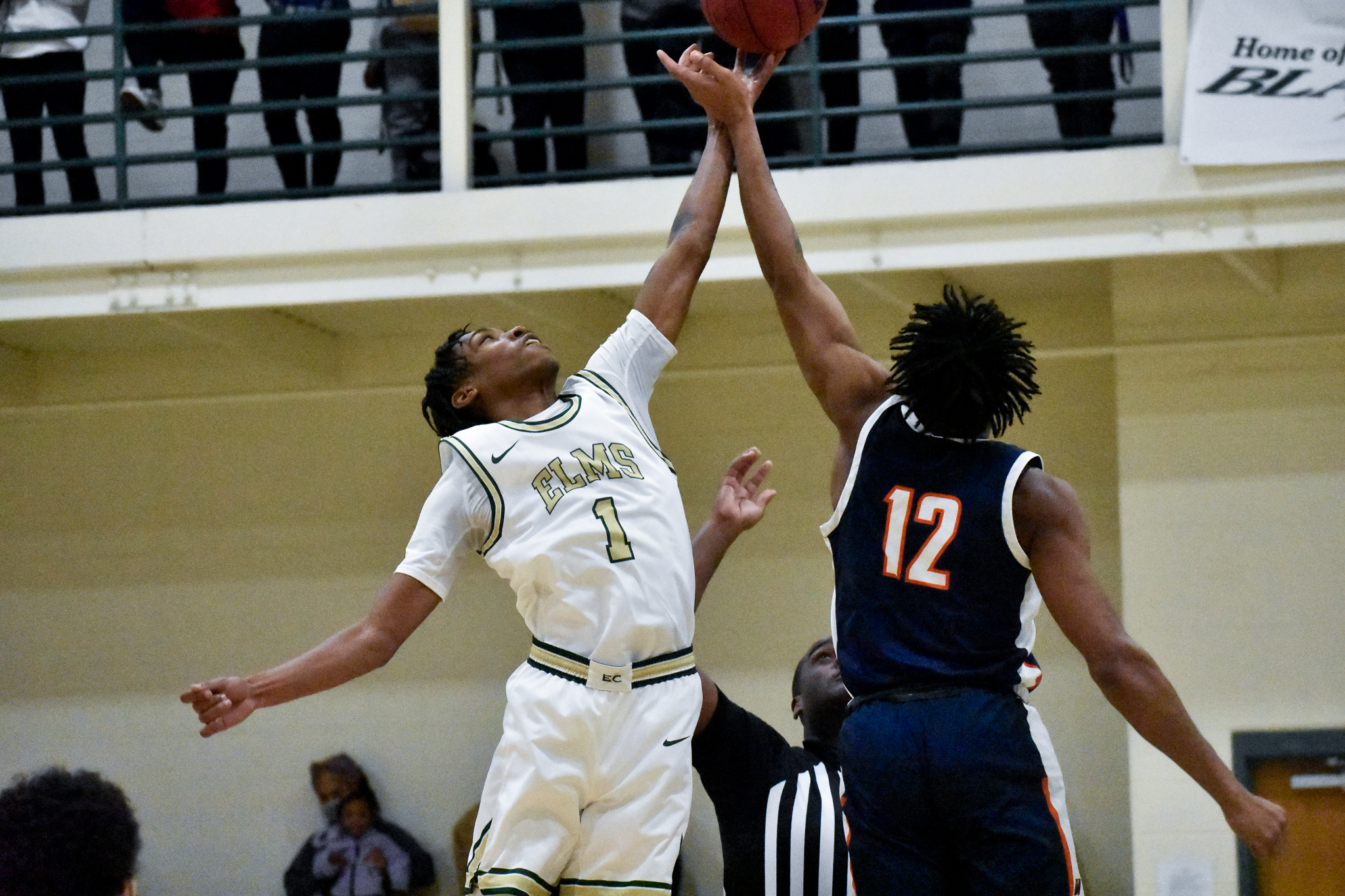 Men's Basketball Wraps Up Season With Loss at Anna Maria
