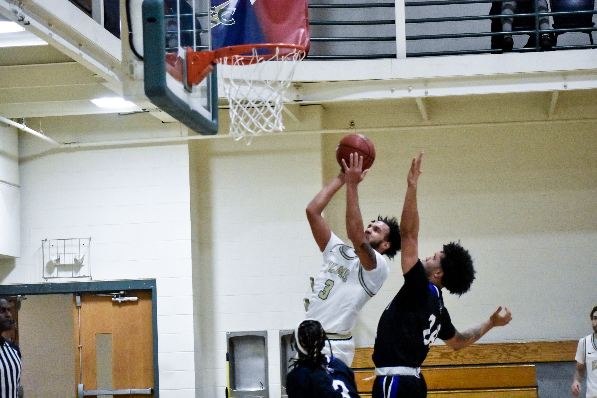 Blazers Drop Non-Conference Game to MCLA