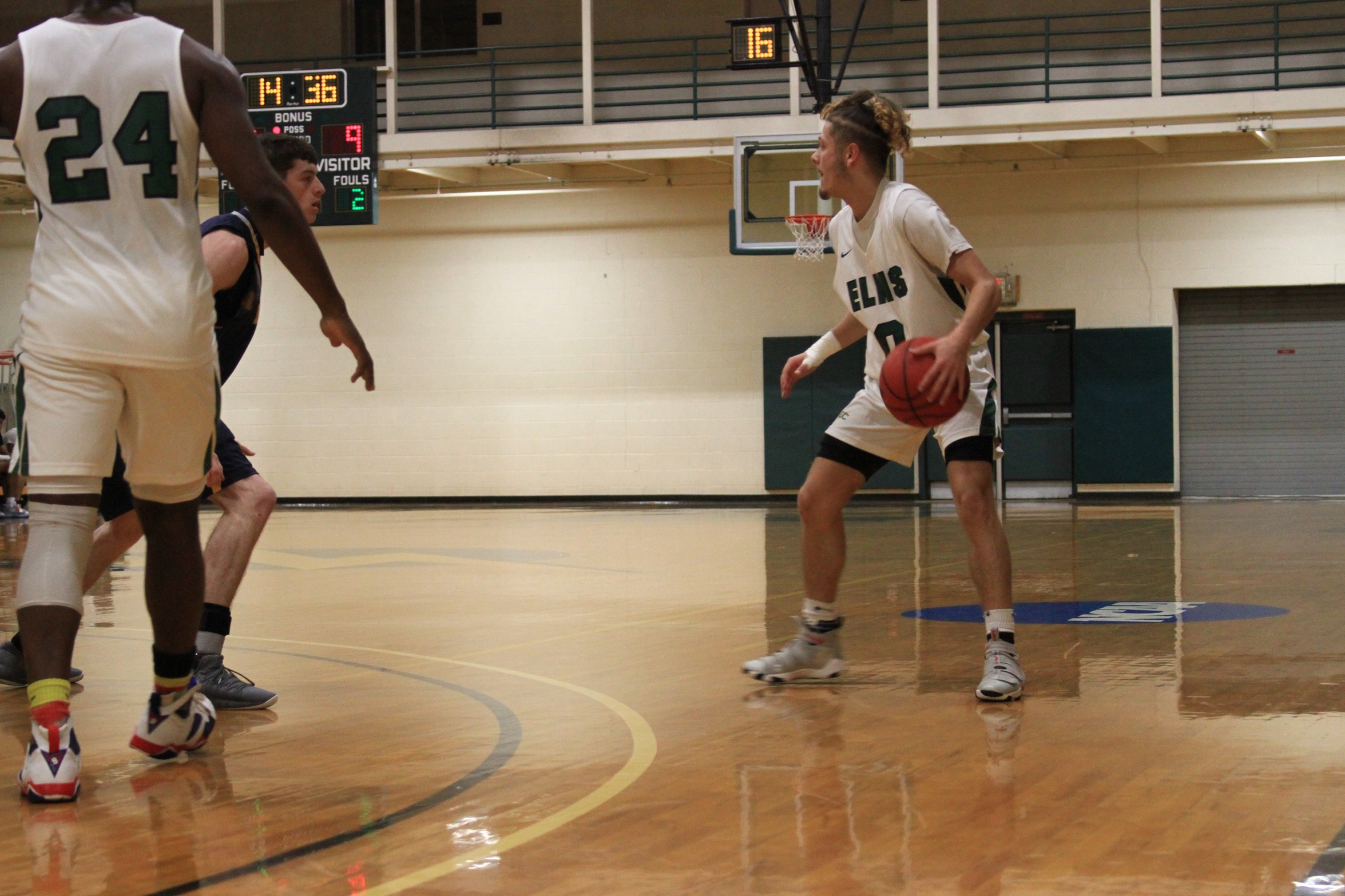 Men&rsquo;s Basketball Drops Season Opener at Sage