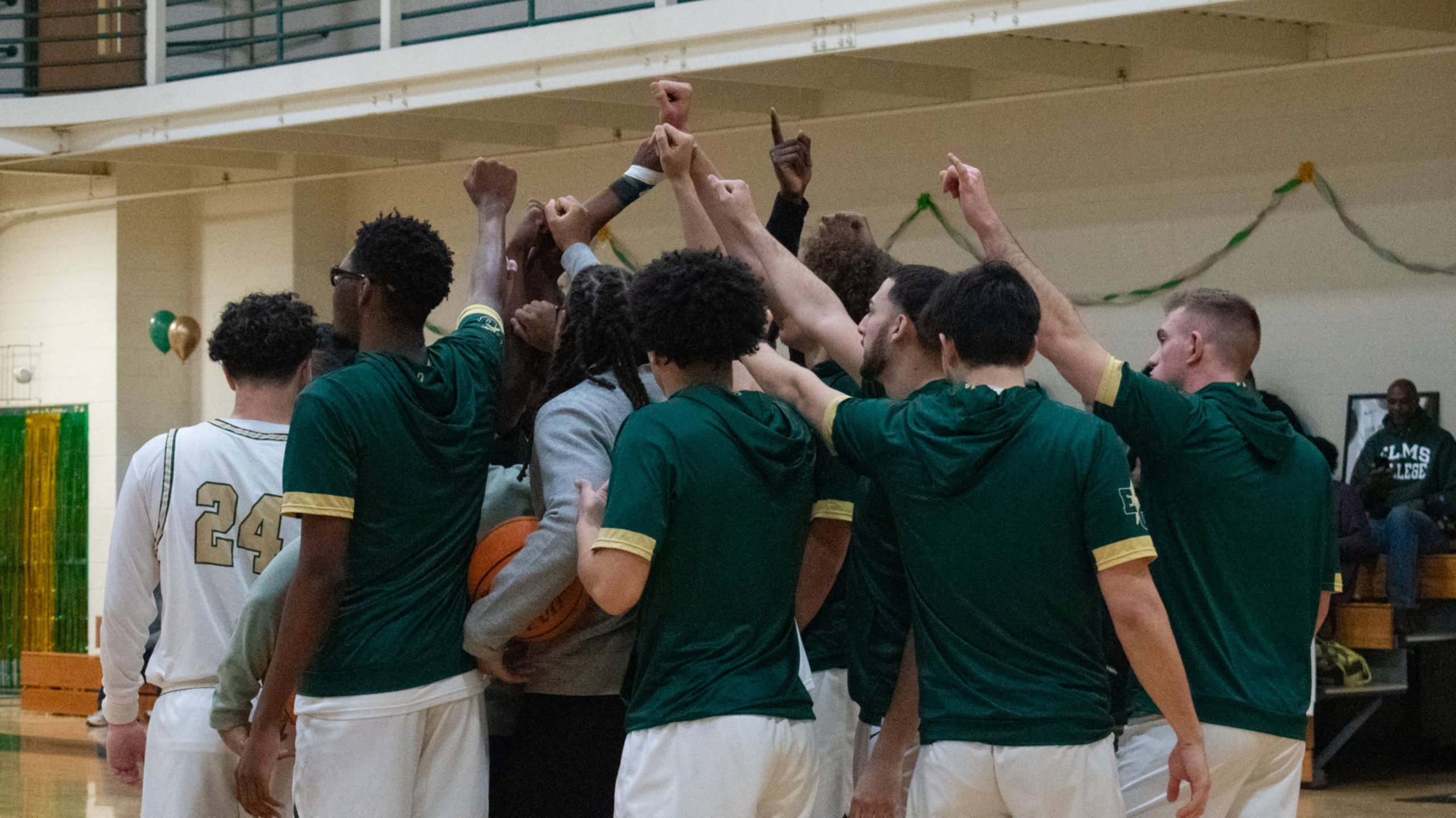 Men's Hoops Lose to Mitchell in a Tough Conference Matchup