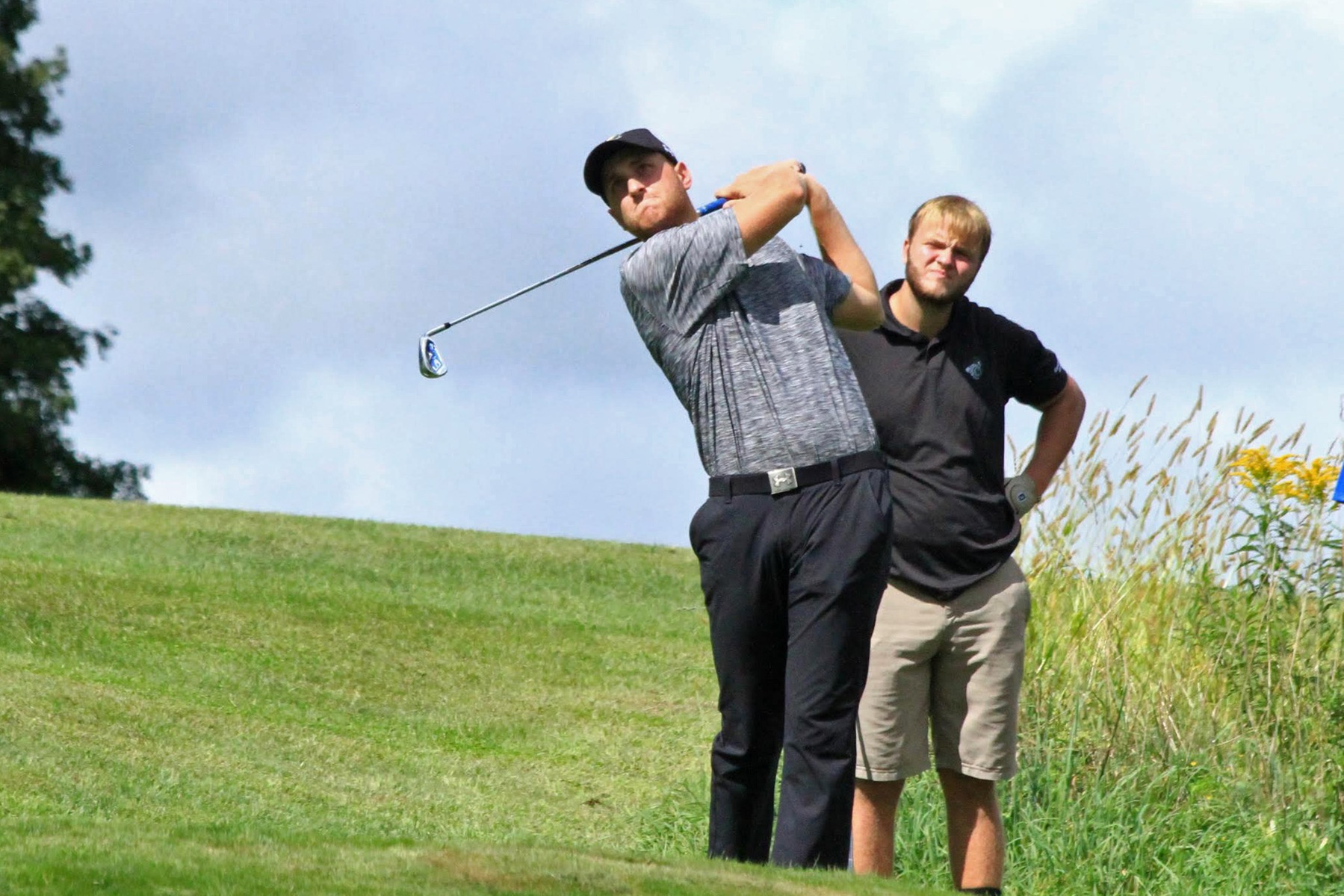 Blazers Tied For 2nd After 18 Holes