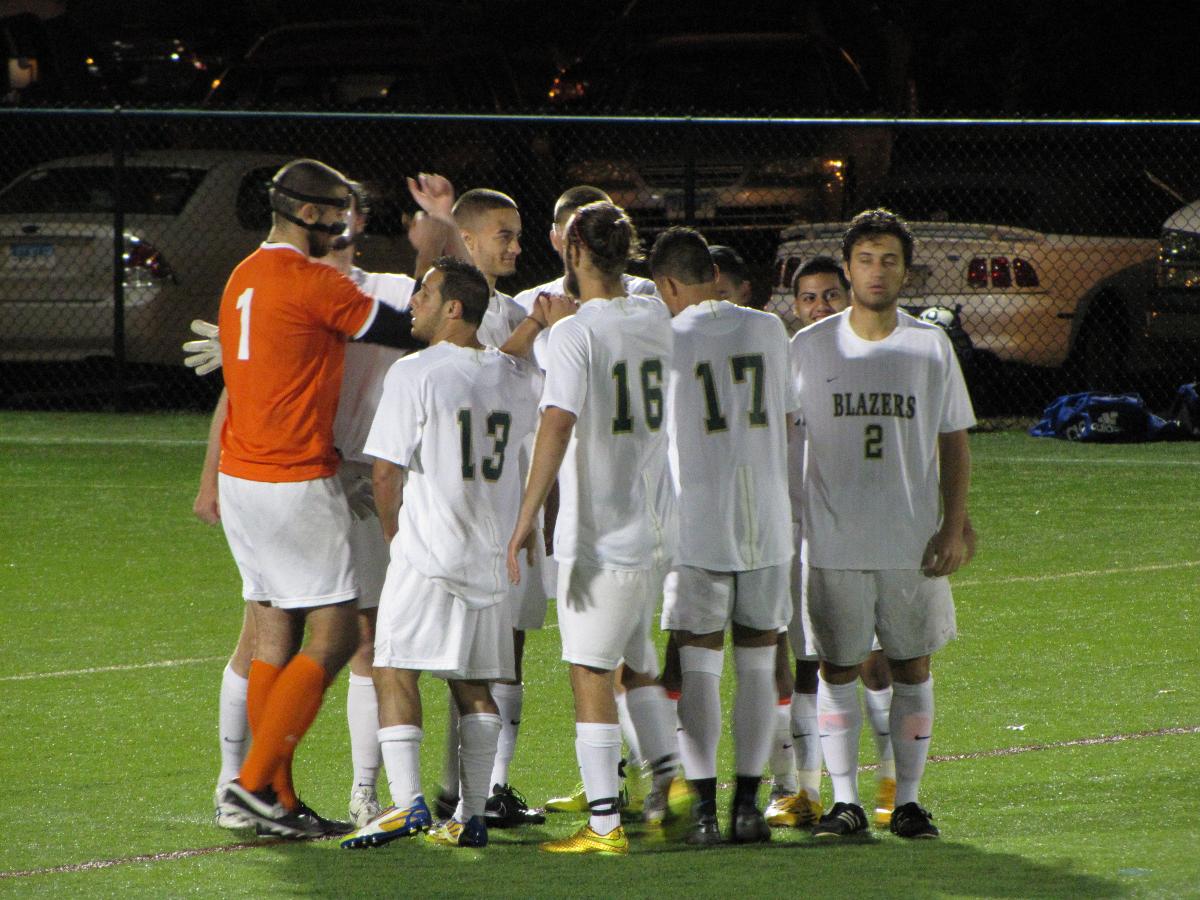 Worcester State Outlasts Men's Soccer