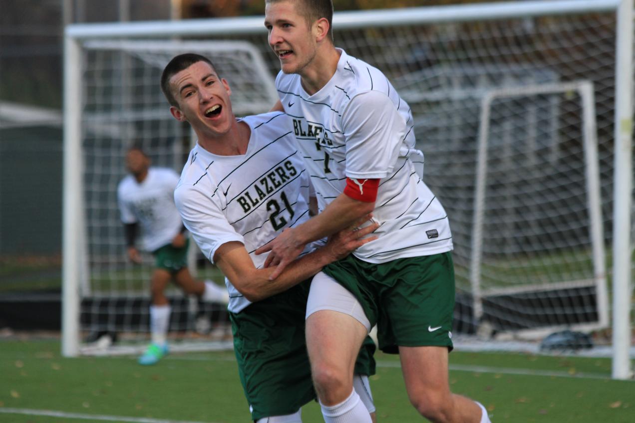 Men's Soccer Edges Regis In Regular Season Finale