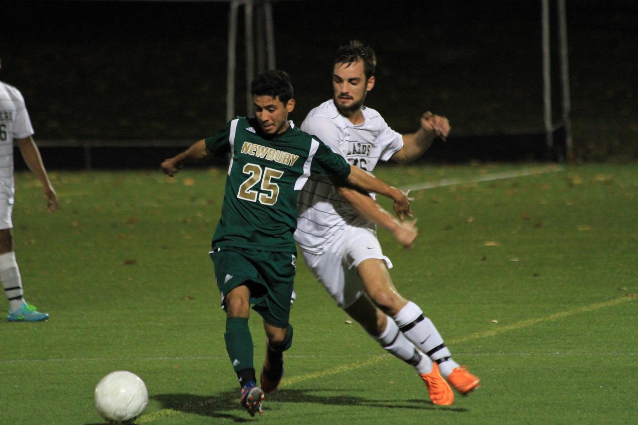 Newbury Advances Past Men's Soccer on Penalty Kicks