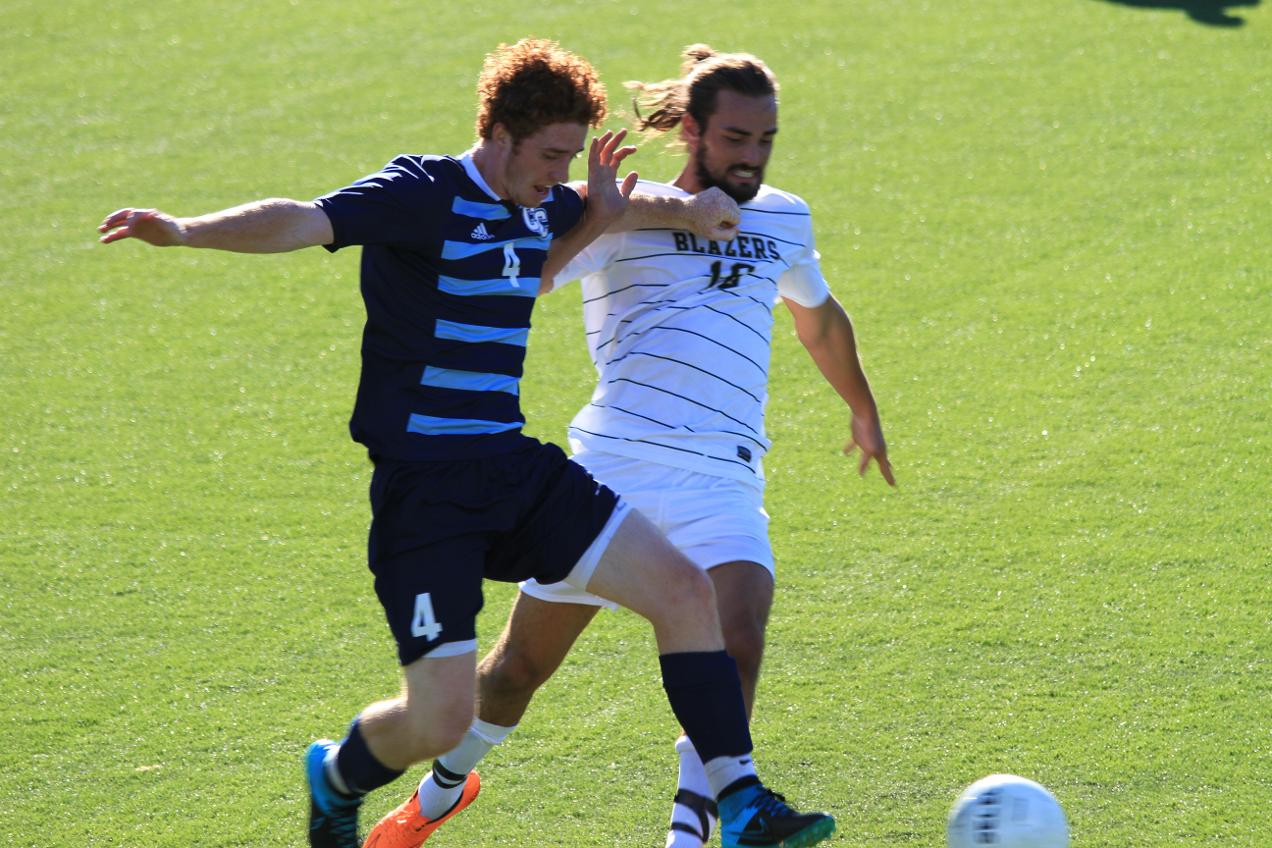 Penalty Kick Sinks Men's Soccer Against Connecticut College