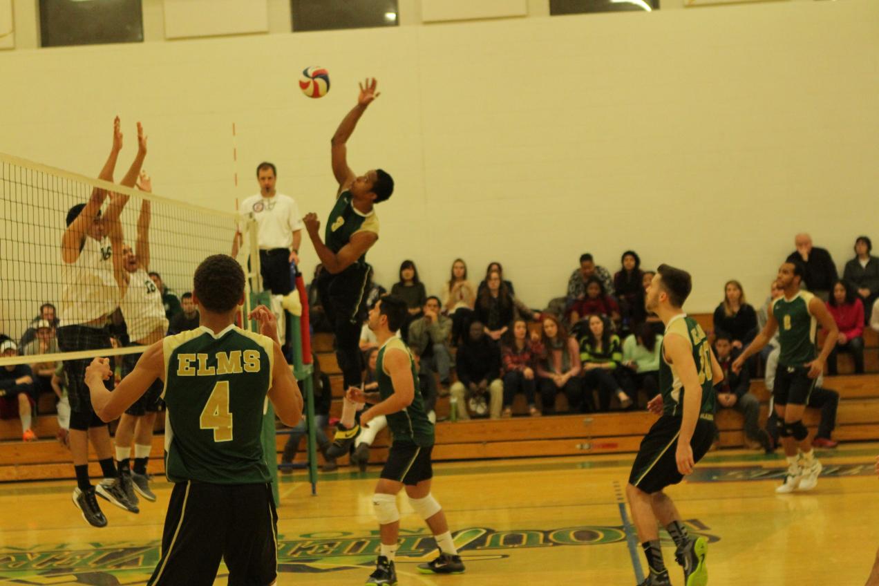Men&rsquo;s Volleyball Battles Past Johnson & Wales University, 3-1