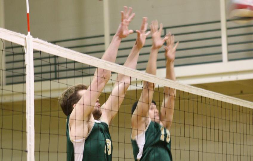 Regis Captures Three-Set Win Over Men's Volleyball