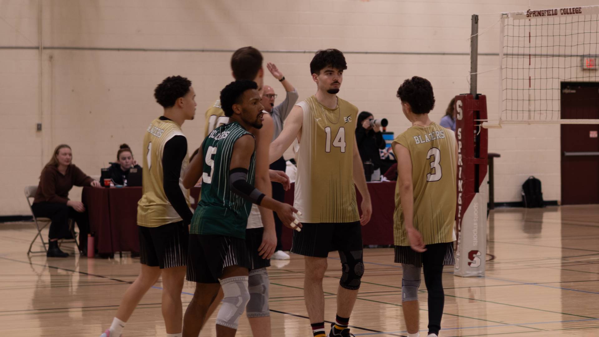 Men's Volleyball Takes a Set from SUNY Poly in Home Return