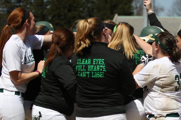 Softball Walks Off With Doubleheader Split Against Becker