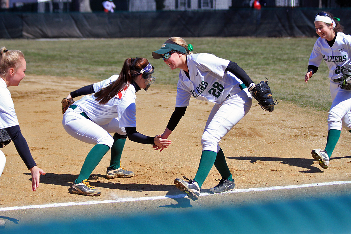 Blazers Extend Win Streak To 5 With Pair Of 11-3 Wins Over Mitchell