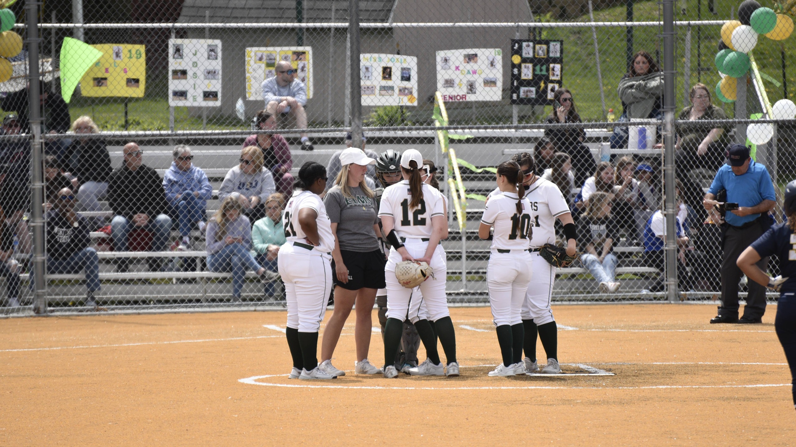 Softball Finishes 2024 Season at Albertus Magnus