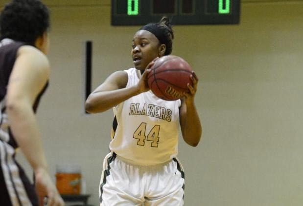 Women&rsquo;s Basketball Outlasts Mitchell College, 63-60, Advances to Third Straight NECC Championship Title Game