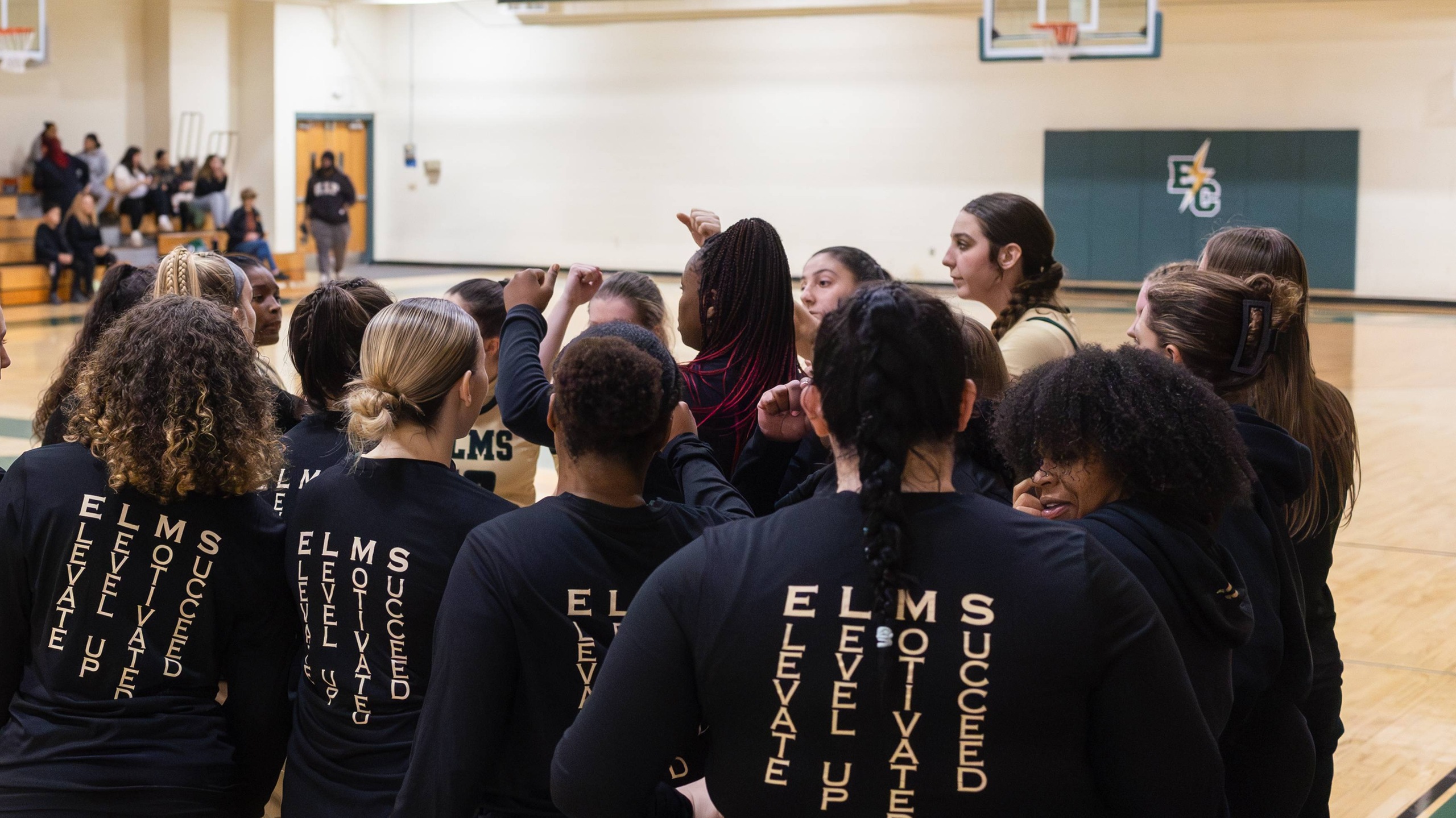 Women's Basketball Loses Season Opener at Thomas