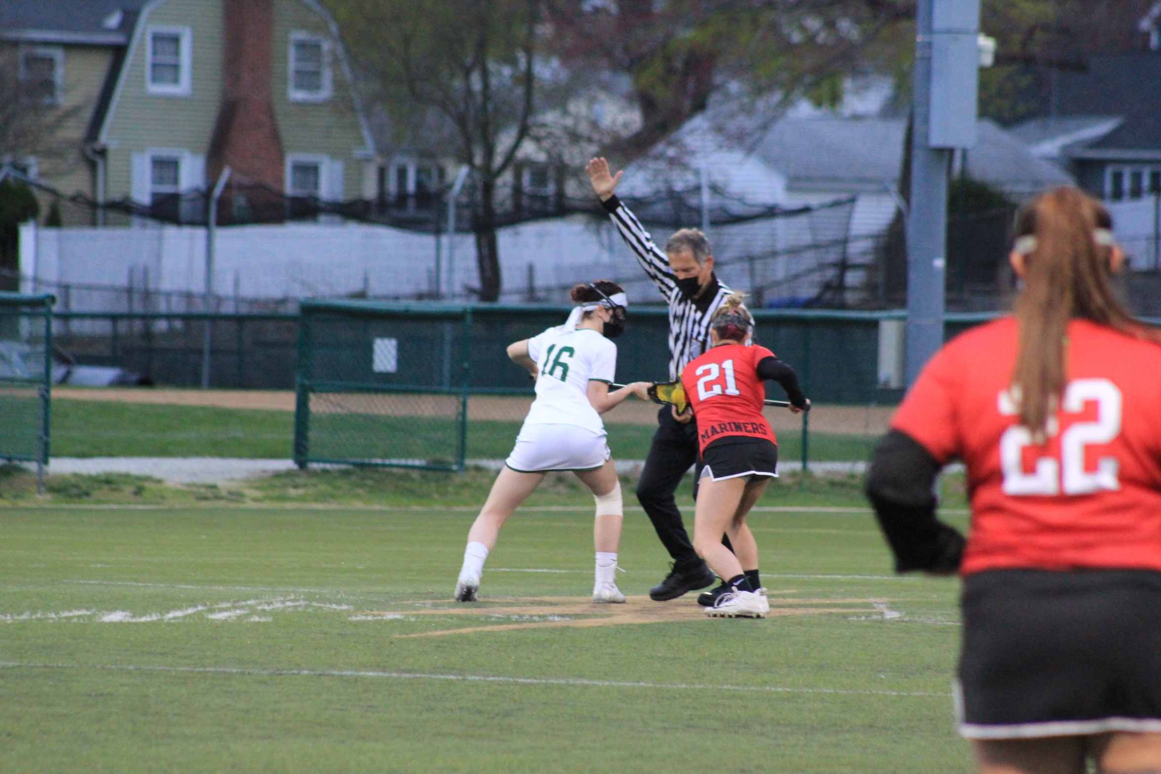 Blazers Dominate Mariners on Senior Day