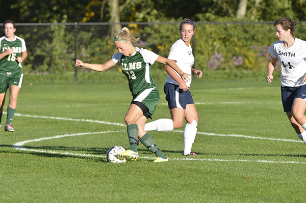 Women&rsquo;s Soccer Tops Wheelock College, 11-0