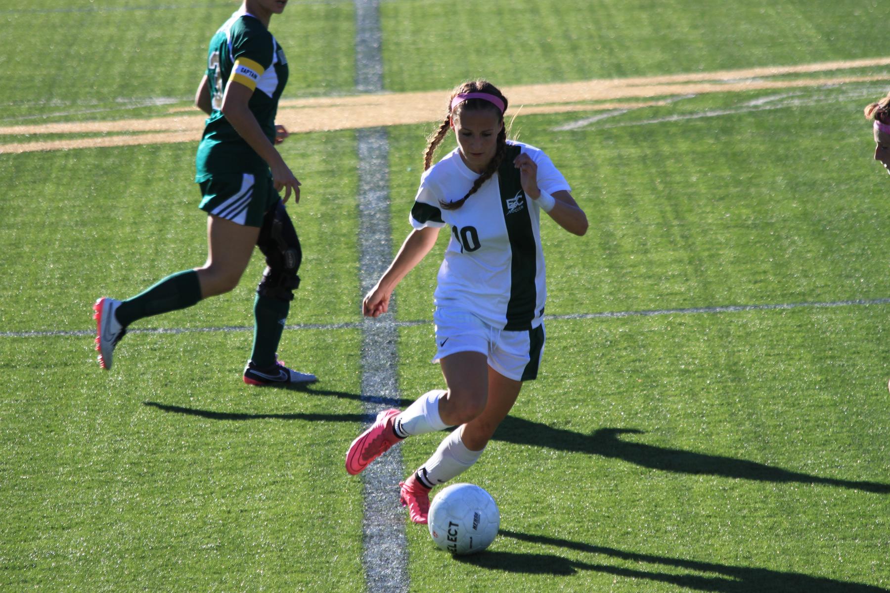 Women's Soccer Draws At Southern Vermont